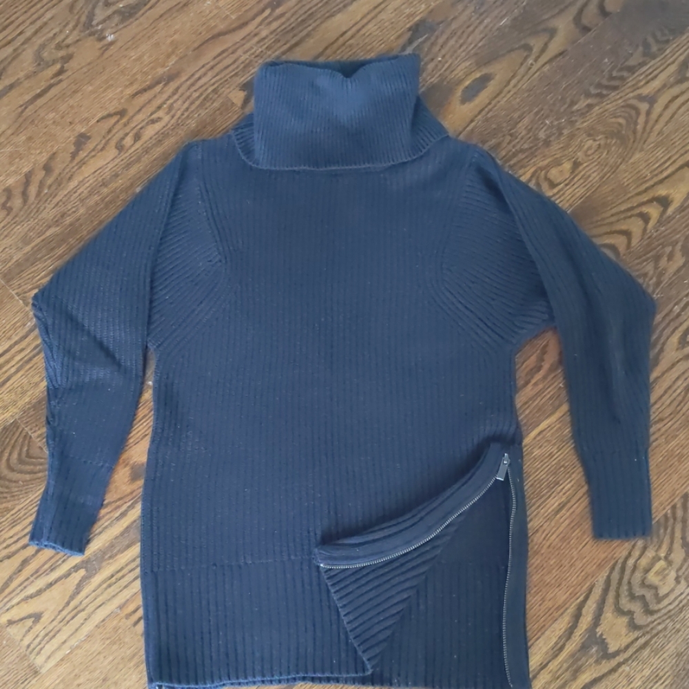 banana republic long ribbed sweater with side zips